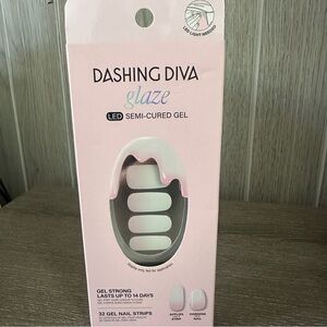 Dashing Diva Glaze Rosewater Mist